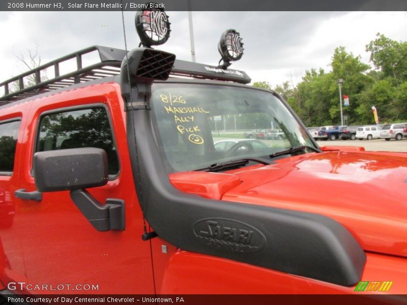 Solar Flare Metallic / Ebony Black 2008 Hummer H3