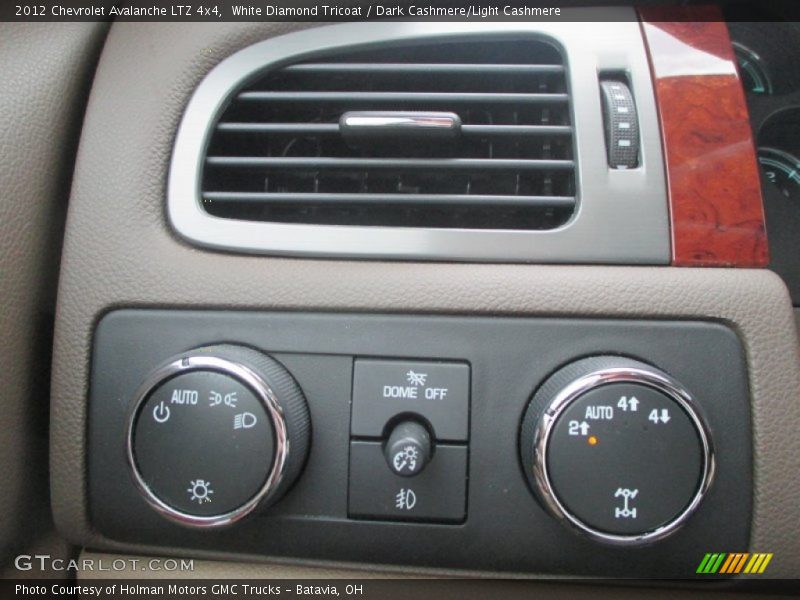 White Diamond Tricoat / Dark Cashmere/Light Cashmere 2012 Chevrolet Avalanche LTZ 4x4