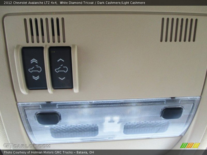 White Diamond Tricoat / Dark Cashmere/Light Cashmere 2012 Chevrolet Avalanche LTZ 4x4