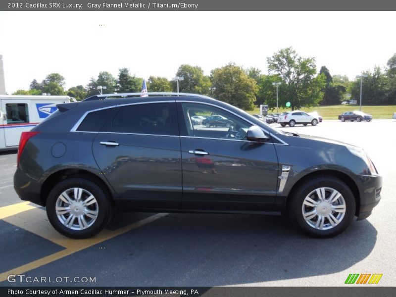 Gray Flannel Metallic / Titanium/Ebony 2012 Cadillac SRX Luxury