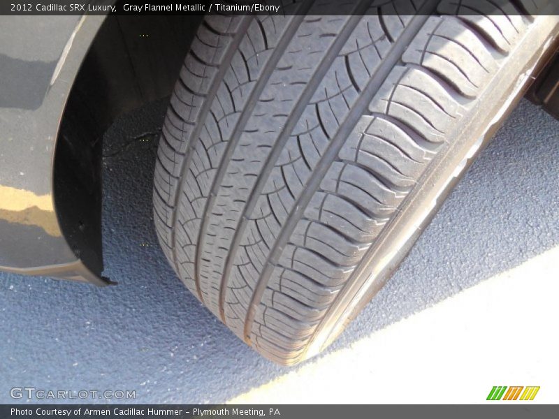 Gray Flannel Metallic / Titanium/Ebony 2012 Cadillac SRX Luxury