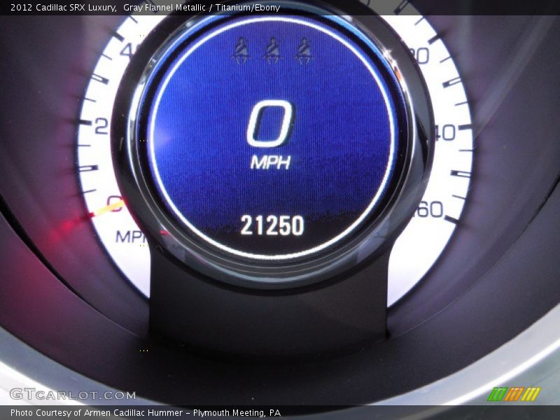 Gray Flannel Metallic / Titanium/Ebony 2012 Cadillac SRX Luxury