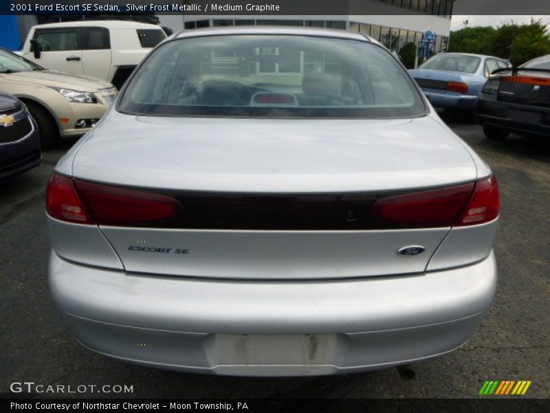 Silver Frost Metallic / Medium Graphite 2001 Ford Escort SE Sedan