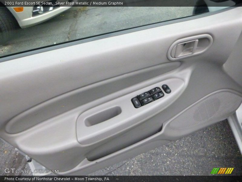 Silver Frost Metallic / Medium Graphite 2001 Ford Escort SE Sedan