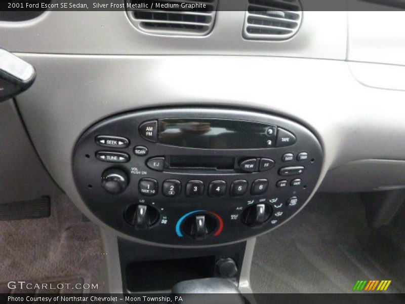 Silver Frost Metallic / Medium Graphite 2001 Ford Escort SE Sedan