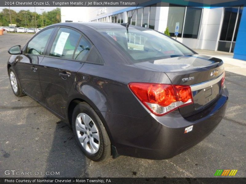 Tungsten Metallic / Jet Black/Medium Titanium 2014 Chevrolet Cruze LS