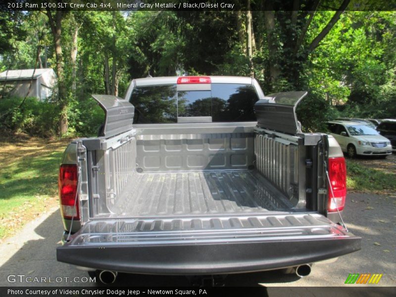Mineral Gray Metallic / Black/Diesel Gray 2013 Ram 1500 SLT Crew Cab 4x4
