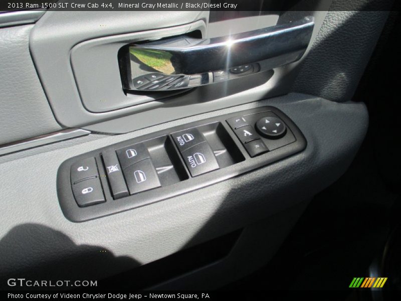 Mineral Gray Metallic / Black/Diesel Gray 2013 Ram 1500 SLT Crew Cab 4x4