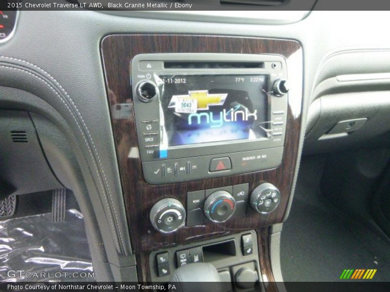 Black Granite Metallic / Ebony 2015 Chevrolet Traverse LT AWD