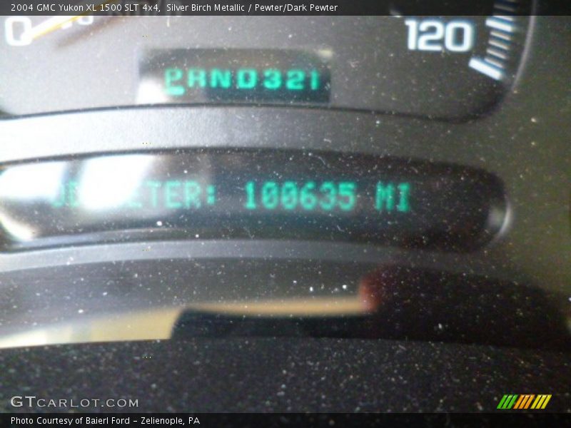Silver Birch Metallic / Pewter/Dark Pewter 2004 GMC Yukon XL 1500 SLT 4x4