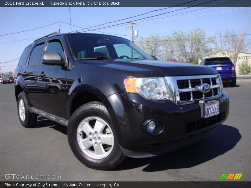 Tuxedo Black Metallic / Charcoal Black 2011 Ford Escape XLT