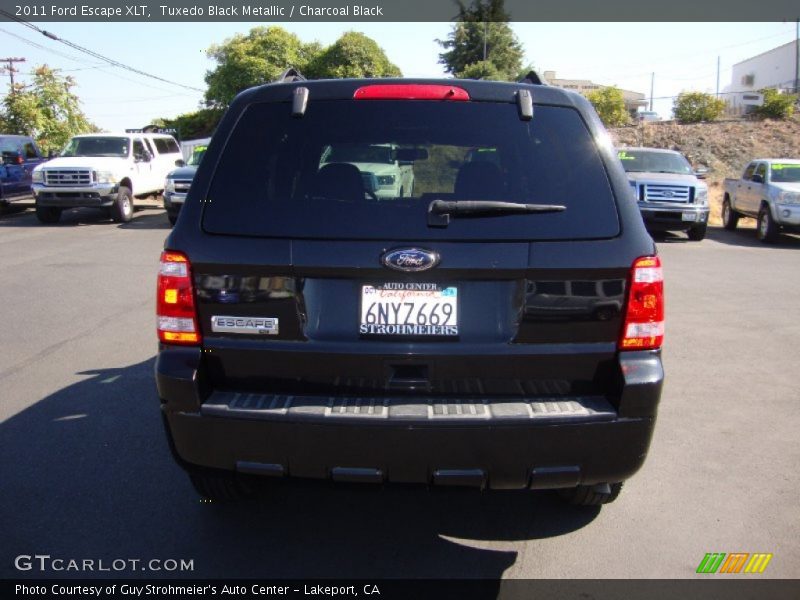 Tuxedo Black Metallic / Charcoal Black 2011 Ford Escape XLT