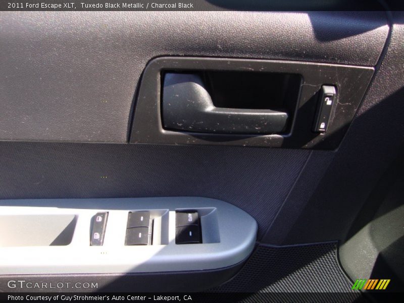 Tuxedo Black Metallic / Charcoal Black 2011 Ford Escape XLT