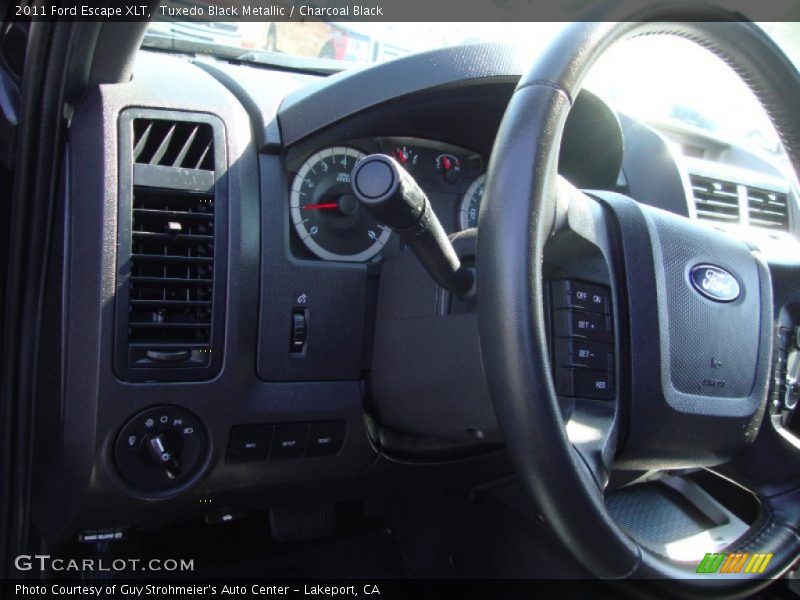 Tuxedo Black Metallic / Charcoal Black 2011 Ford Escape XLT