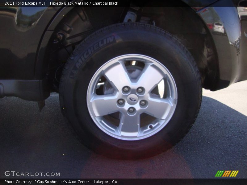 Tuxedo Black Metallic / Charcoal Black 2011 Ford Escape XLT