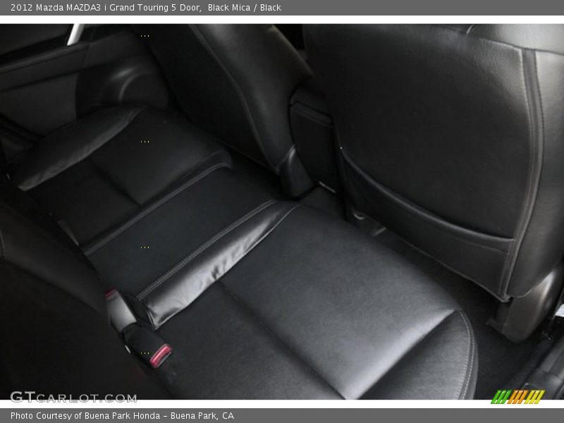 Black Mica / Black 2012 Mazda MAZDA3 i Grand Touring 5 Door