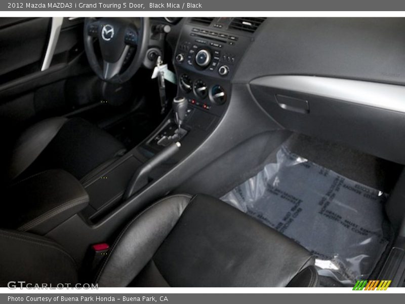 Black Mica / Black 2012 Mazda MAZDA3 i Grand Touring 5 Door