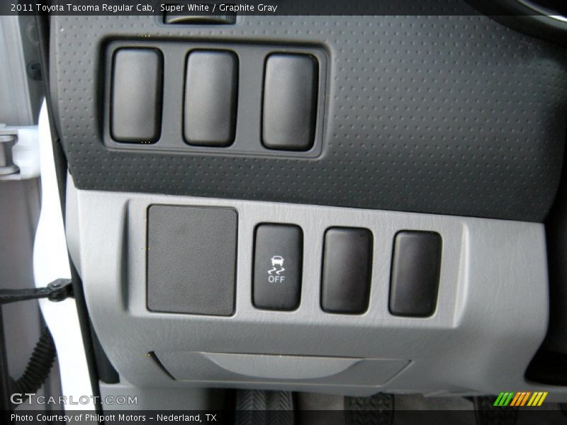 Super White / Graphite Gray 2011 Toyota Tacoma Regular Cab