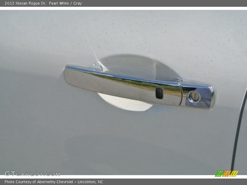 Pearl White / Gray 2013 Nissan Rogue SV