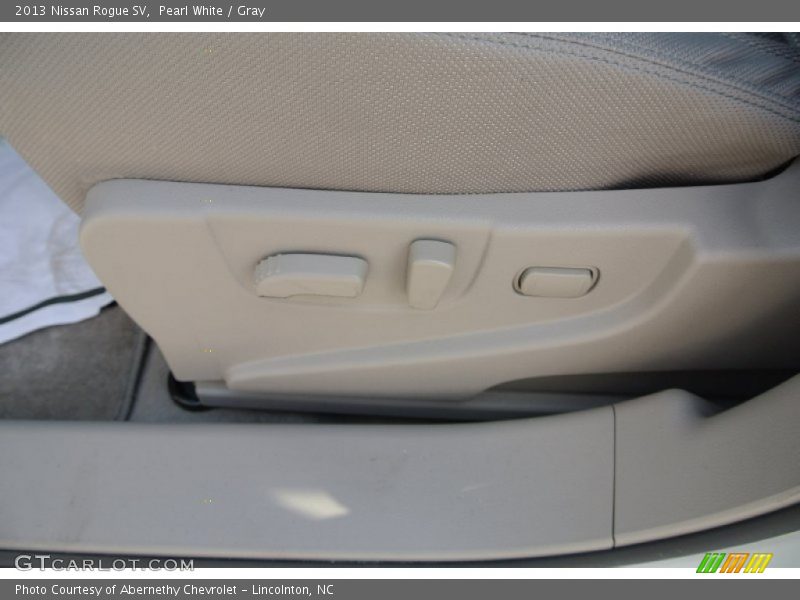 Pearl White / Gray 2013 Nissan Rogue SV