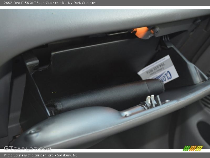 Black / Dark Graphite 2002 Ford F150 XLT SuperCab 4x4
