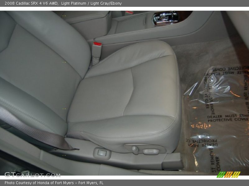 Light Platinum / Light Gray/Ebony 2008 Cadillac SRX 4 V6 AWD