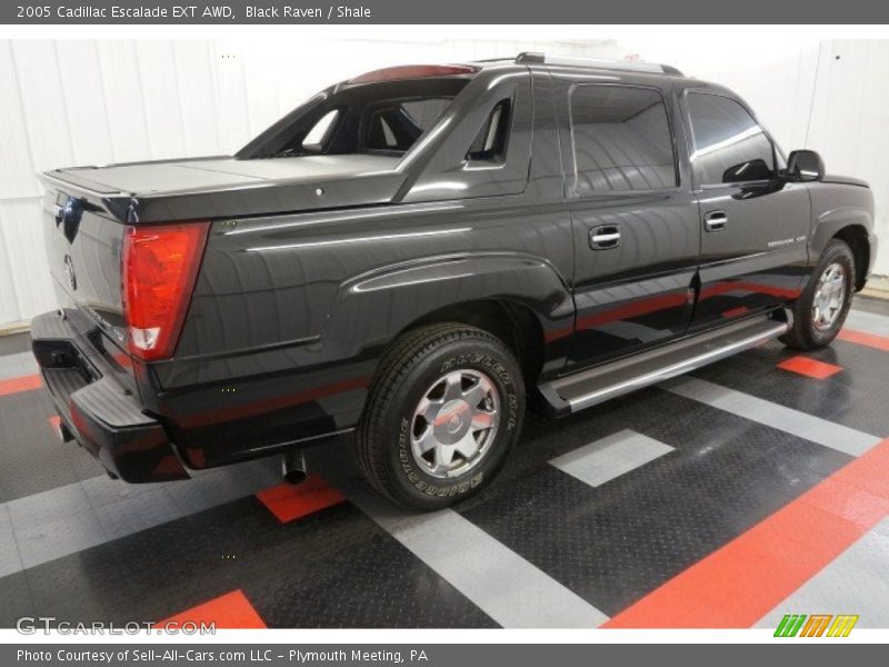Black Raven / Shale 2005 Cadillac Escalade EXT AWD