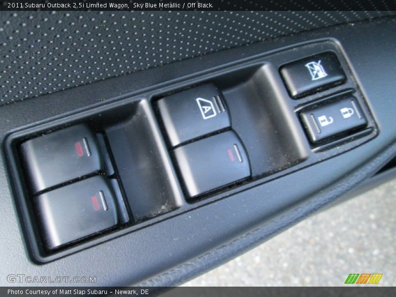 Sky Blue Metallic / Off Black 2011 Subaru Outback 2.5i Limited Wagon