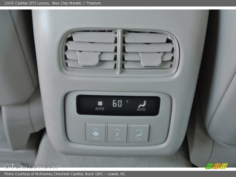 Blue Chip Metallic / Titanium 2006 Cadillac DTS Luxury