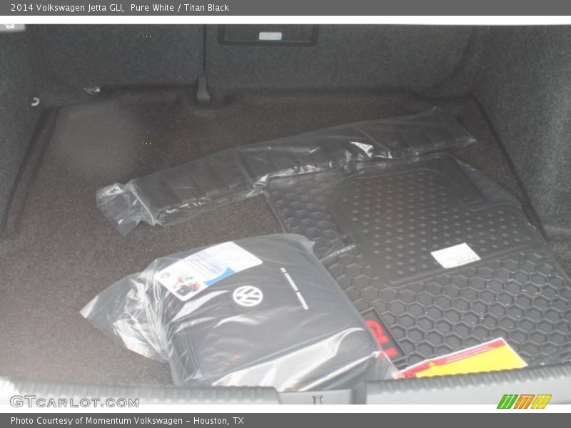 Pure White / Titan Black 2014 Volkswagen Jetta GLI