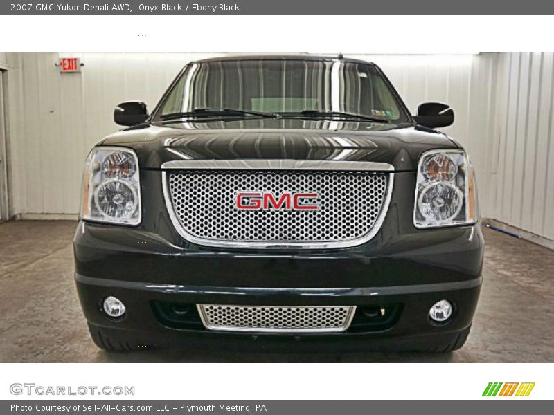 Onyx Black / Ebony Black 2007 GMC Yukon Denali AWD