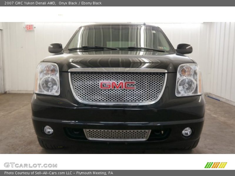 Onyx Black / Ebony Black 2007 GMC Yukon Denali AWD