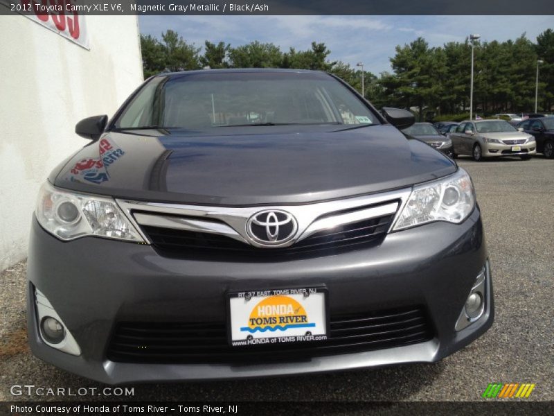 Magnetic Gray Metallic / Black/Ash 2012 Toyota Camry XLE V6