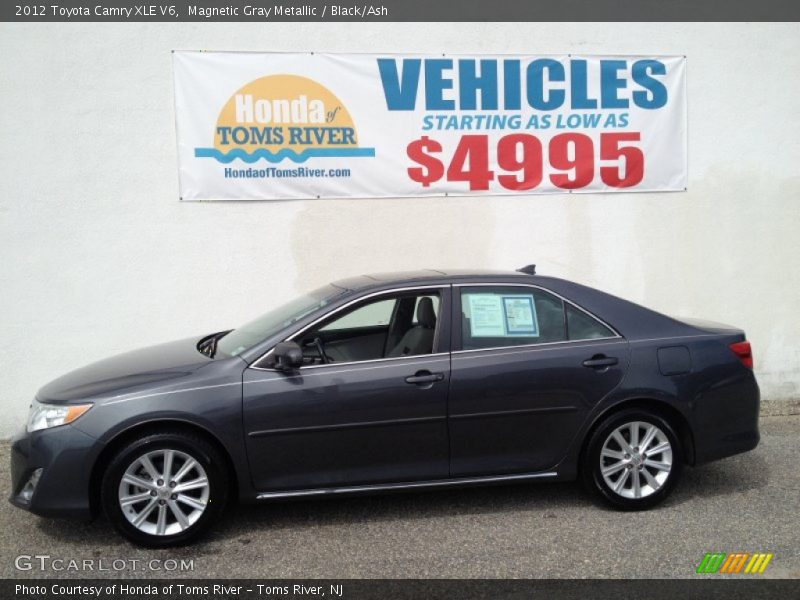 Magnetic Gray Metallic / Black/Ash 2012 Toyota Camry XLE V6