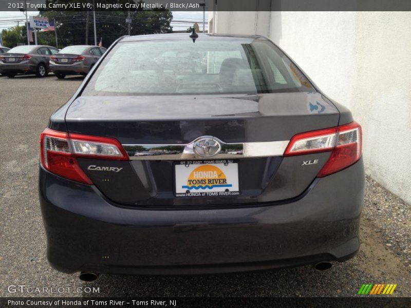 Magnetic Gray Metallic / Black/Ash 2012 Toyota Camry XLE V6