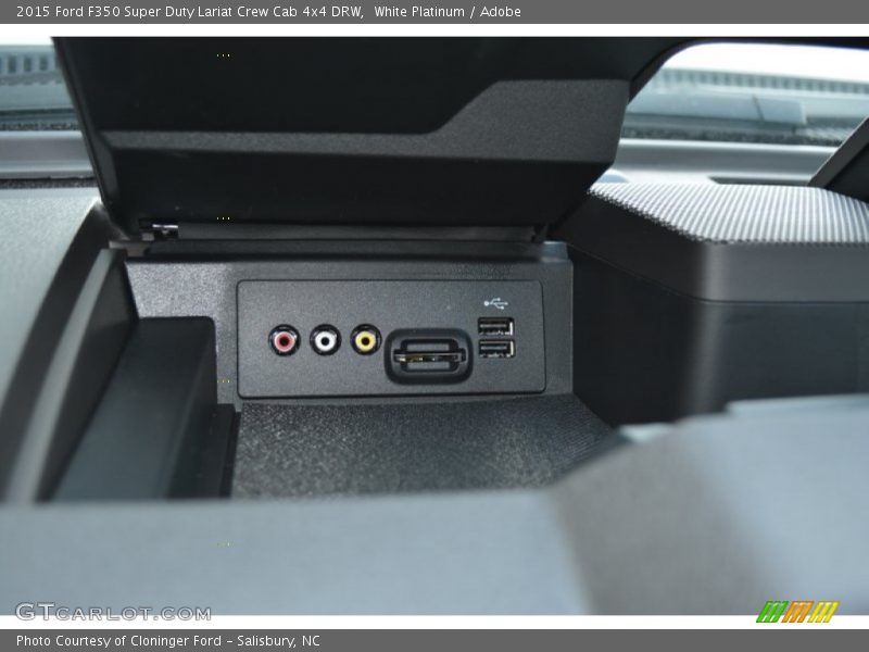 White Platinum / Adobe 2015 Ford F350 Super Duty Lariat Crew Cab 4x4 DRW