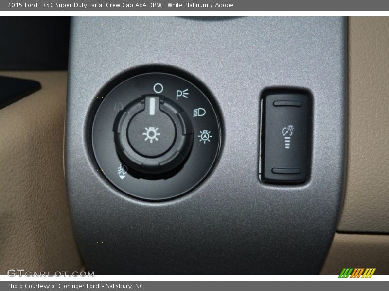 Controls of 2015 F350 Super Duty Lariat Crew Cab 4x4 DRW