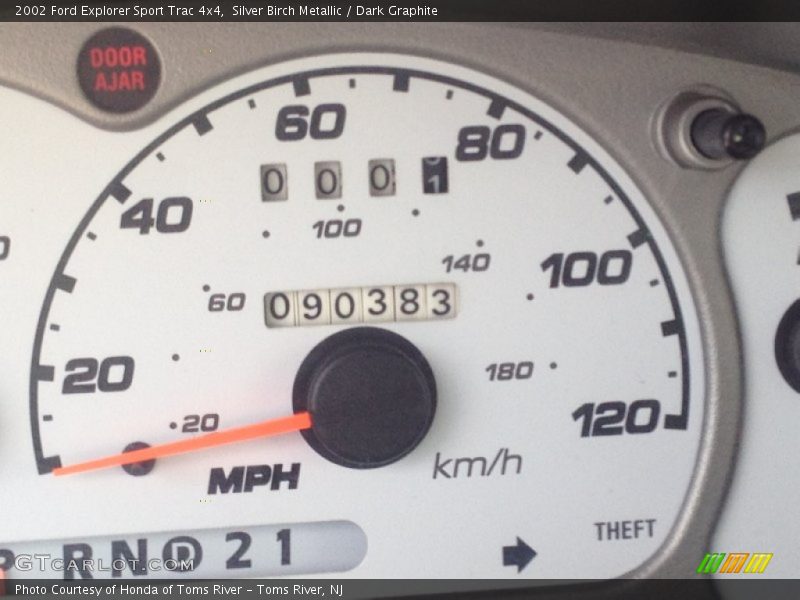 Silver Birch Metallic / Dark Graphite 2002 Ford Explorer Sport Trac 4x4