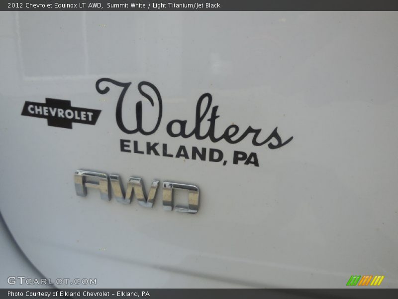 Summit White / Light Titanium/Jet Black 2012 Chevrolet Equinox LT AWD