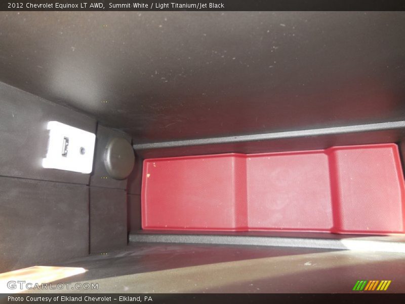 Summit White / Light Titanium/Jet Black 2012 Chevrolet Equinox LT AWD