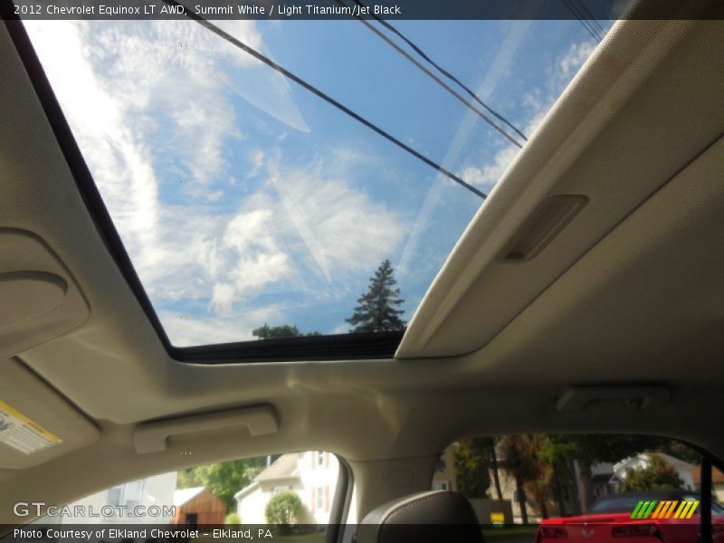 Summit White / Light Titanium/Jet Black 2012 Chevrolet Equinox LT AWD