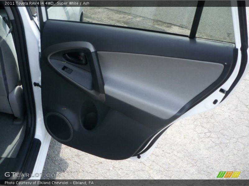Super White / Ash 2011 Toyota RAV4 I4 4WD
