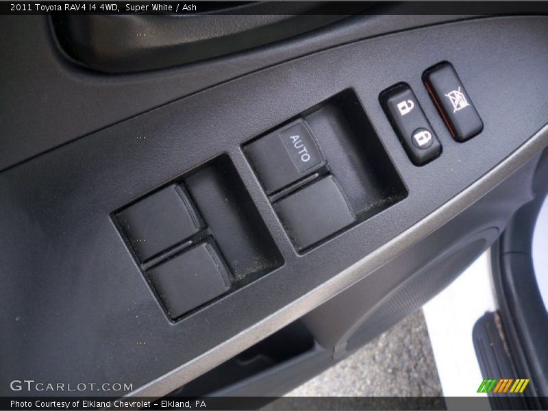 Super White / Ash 2011 Toyota RAV4 I4 4WD