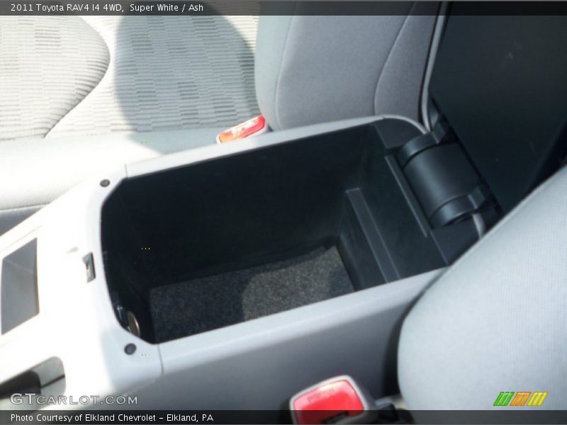 Super White / Ash 2011 Toyota RAV4 I4 4WD