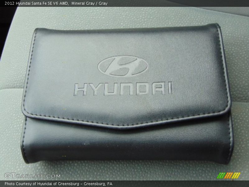 Mineral Gray / Gray 2012 Hyundai Santa Fe SE V6 AWD