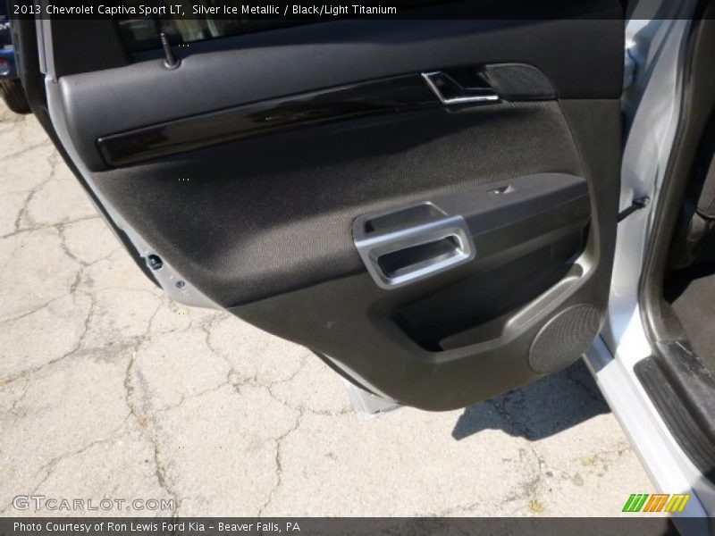 Silver Ice Metallic / Black/Light Titanium 2013 Chevrolet Captiva Sport LT