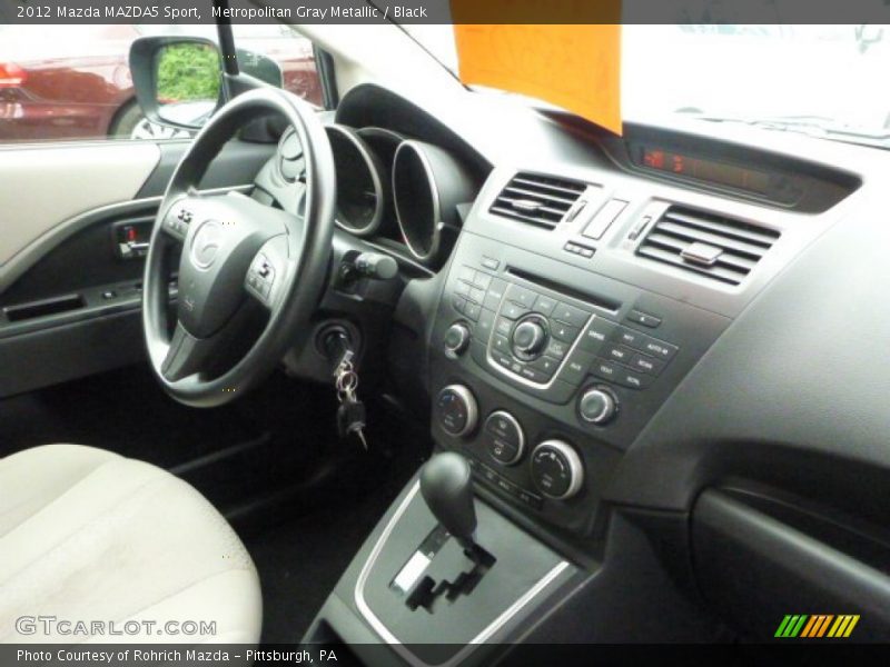 Metropolitan Gray Metallic / Black 2012 Mazda MAZDA5 Sport