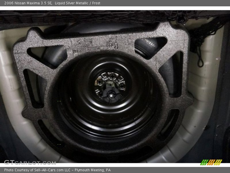 Liquid Silver Metallic / Frost 2006 Nissan Maxima 3.5 SE