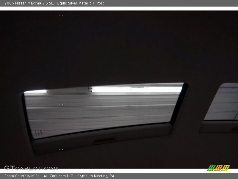 Liquid Silver Metallic / Frost 2006 Nissan Maxima 3.5 SE