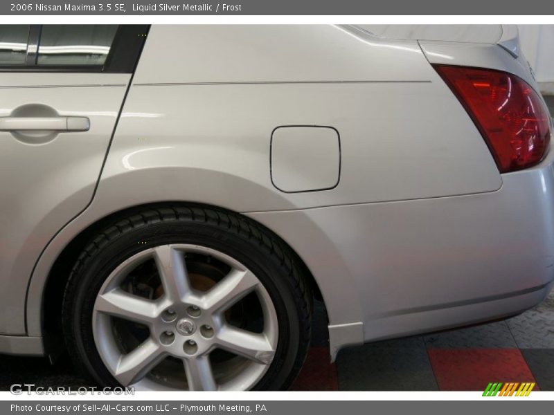 Liquid Silver Metallic / Frost 2006 Nissan Maxima 3.5 SE
